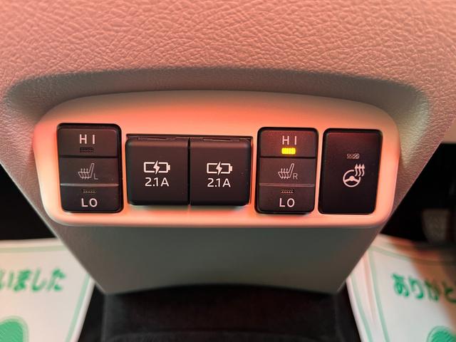 シエンタ Ｇ　両側電動パワースライドドア　フルセグＴＶ付純正ナビ　３６０°カメラ　前方ドライブレコーダー　前席シートヒーター　ステアリングヒーター　三列シート　衝突軽減ブレーキ　パーキングソナー　ＬＥＤヘッドライト（33枚目）