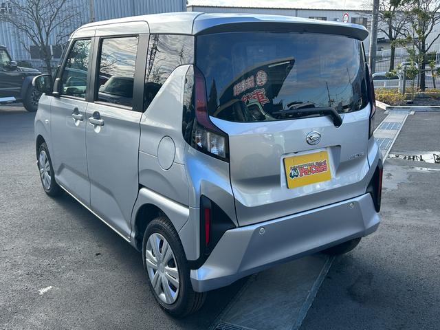 ムーヴ Ｘ　届出済未使用車　助手席側パワースライドドア　オートＬＥＤヘッドライト　電動格納ミラー　オートハイビーム　スマートキー　パーキングソナ―　足踏み式パーキングブレーキ　　ベンチシート　ＡＢＳ（10枚目）