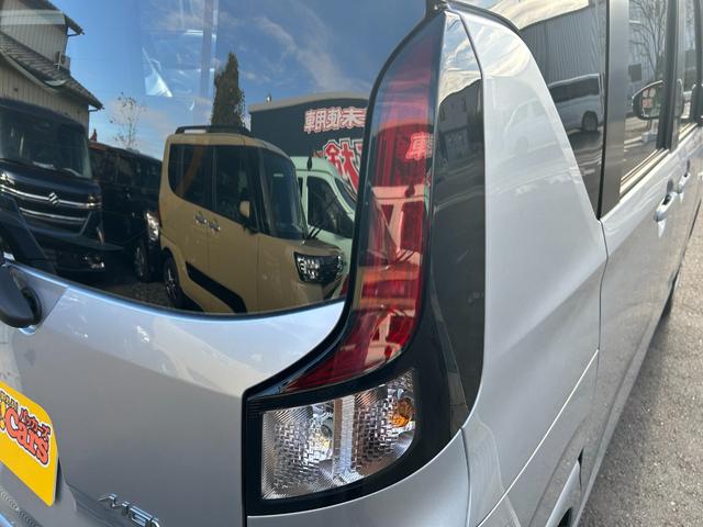 ムーヴ Ｘ　届出済未使用車　助手席側パワースライドドア　オートＬＥＤヘッドライト　電動格納ミラー　オートハイビーム　スマートキー　パーキングソナ―　足踏み式パーキングブレーキ　　ベンチシート　ＡＢＳ（15枚目）