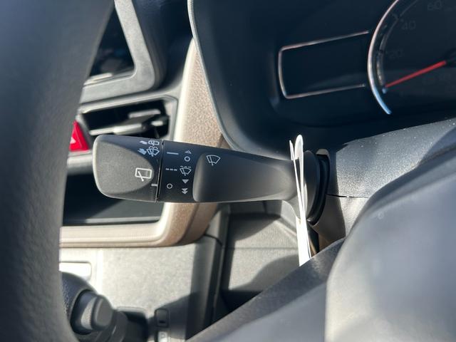 ムーヴ Ｘ　届出済未使用車　助手席側パワースライドドア　オートＬＥＤヘッドライト　電動格納ミラー　オートハイビーム　スマートキー　パーキングソナ―　足踏み式パーキングブレーキ　　ベンチシート　ＡＢＳ（28枚目）