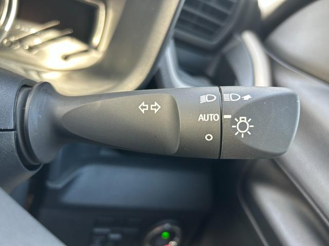 ムーヴ Ｘ　届出済未使用車　助手席側パワースライドドア　オートＬＥＤヘッドライト　電動格納ミラー　オートハイビーム　スマートキー　パーキングソナ―　足踏み式パーキングブレーキ　　ベンチシート　ＡＢＳ（29枚目）