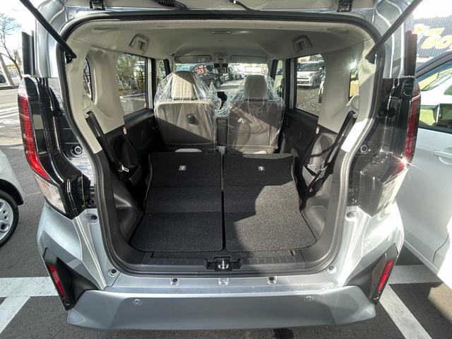 ムーヴ Ｘ　届出済未使用車　助手席側パワースライドドア　オートＬＥＤヘッドライト　電動格納ミラー　オートハイビーム　スマートキー　パーキングソナ―　足踏み式パーキングブレーキ　　ベンチシート　ＡＢＳ（47枚目）