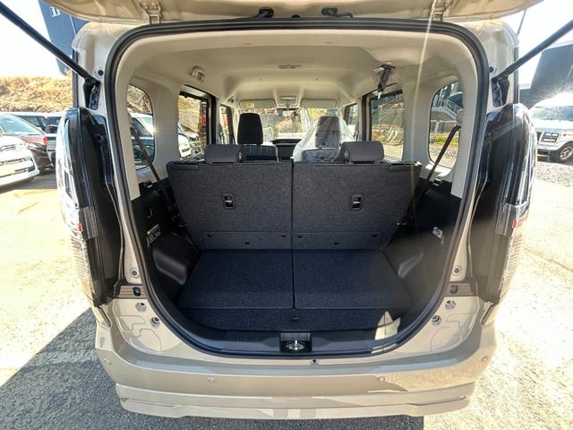 �W���ԗ����Ɏ��ɓO�ꂵ�����Ɍ������s���Ă���A�ԗ���Ԃ̂�������E��Ԃ��J�����Ă���܂��̂ŁA���C�y�ɂ��⍇���������I�I