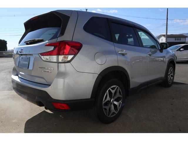 フォレスター ツーリング AWD/デュアル機能付きオートエアコン/オートワイパー/オートライト/ハイビームアシスト/シートヒーター/メモリーナビ/バックカメラ/ETC2.0(2枚目)