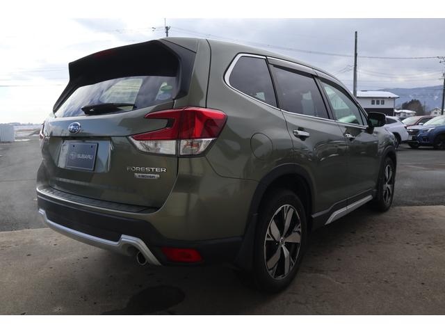 フォレスター Advance EyeSight搭載車 AWD/アイサイトセーフティプラス/デュアル機能付きオートエアコン/オートワイパー/オートライト/ハイビームアシスト/本革シート/シートヒーター/メモリーナビ/バックカメラ/ETC2.0(2枚目)