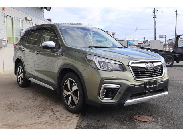 フォレスター Advance EyeSight搭載車 AWD/アイサイトセーフティプラス/デュアル機能付きオートエアコン/オートワイパー/オートライト/ハイビームアシスト/本革シート/シートヒーター/メモリーナビ/バックカメラ/ETC2.0(8枚目)