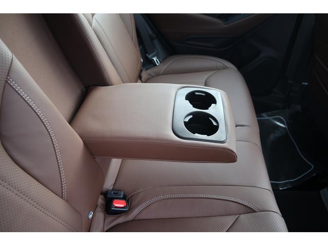 フォレスター Advance EyeSight搭載車 AWD/アイサイトセーフティプラス/デュアル機能付きオートエアコン/オートワイパー/オートライト/ハイビームアシスト/本革シート/シートヒーター/メモリーナビ/バックカメラ/ETC2.0(17枚目)