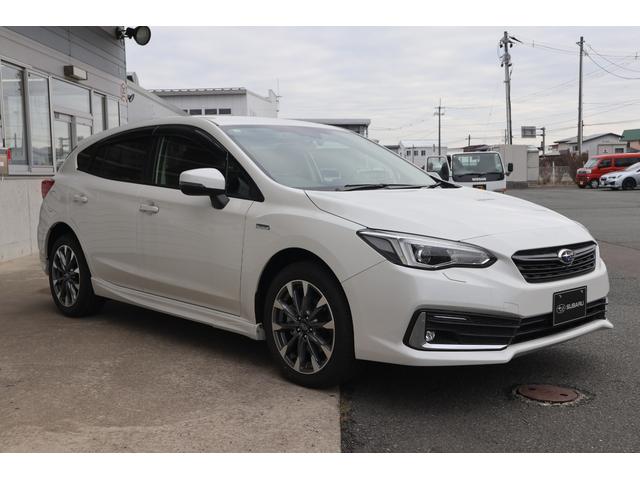 インプレッサスポーツ ２．０ｅ－Ｌ　ＥｙｅＳｉｇｈｔ　ＡＷＤ／アイサイトセーフティプラス／デュアル機能付きオートエアコン／オートワイパー／オートライト／ハイビームアシスト／メモリーナビ／バックカメラ／ＥＴＣ／ドライブレコーダー（8枚目）