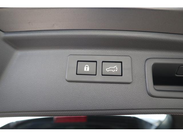 フォレスター ＳＴＩスポーツ　ＡＷＤ／アイサイトセーフティプラス／デュアル機能付きオートエアコン／オートワイパー／オートライト／ハイビームアシスト／本革シート／シートヒーター／メモリーナビ／バックカメラ／ＥＴＣ２．０（24枚目）