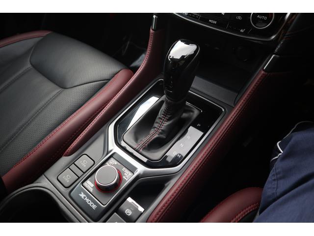 フォレスター ＳＴＩスポーツ　ＡＷＤ／アイサイトセーフティプラス／デュアル機能付きオートエアコン／オートワイパー／オートライト／ハイビームアシスト／本革シート／シートヒーター／メモリーナビ／バックカメラ／ＥＴＣ２．０（43枚目）