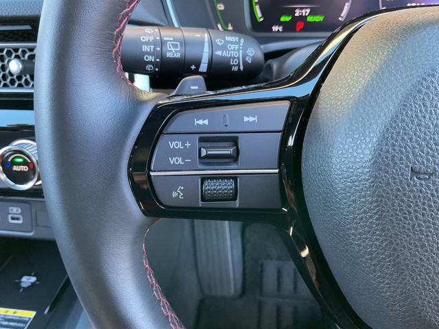 シビック e:HEV ワンオーナー・純正ナビ・フルセグTV・バックカメラ・ホンダセンシング・ブラインドスポットモニター・前後ドライブレコーダー・前席パワーシート・BOSEスピーカー・前席シートヒーター・ETC2.0(42枚目)