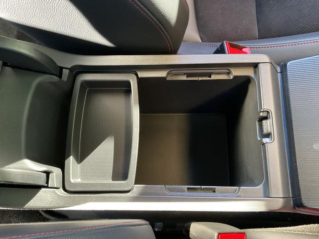 シビック e:HEV ワンオーナー・純正ナビ・フルセグTV・バックカメラ・ホンダセンシング・ブラインドスポットモニター・前後ドライブレコーダー・前席パワーシート・BOSEスピーカー・前席シートヒーター・ETC2.0(59枚目)