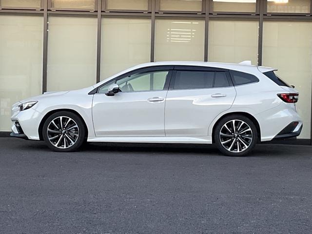 レヴォーグ ＳＴＩスポーツ　ＥＸ　純正ナビ・ドラレコ・ＥＴＣ・レーダークルーズ・前後席シートヒーター・メモリー付きパワーシート・衝突軽減ブレーキ・車線逸脱防止装置・パワーバックドア・パドルシフト・デジタルインナーミラー・ターボ車（8枚目）