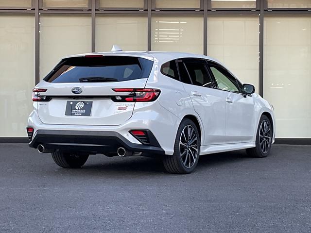 レヴォーグ ＳＴＩスポーツ　ＥＸ　純正ナビ・ドラレコ・ＥＴＣ・レーダークルーズ・前後席シートヒーター・メモリー付きパワーシート・衝突軽減ブレーキ・車線逸脱防止装置・パワーバックドア・パドルシフト・デジタルインナーミラー・ターボ車（11枚目）