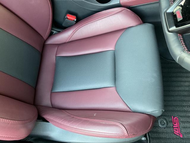 レヴォーグ ＳＴＩスポーツ　ＥＸ　純正ナビ・ドラレコ・ＥＴＣ・レーダークルーズ・前後席シートヒーター・メモリー付きパワーシート・衝突軽減ブレーキ・車線逸脱防止装置・パワーバックドア・パドルシフト・デジタルインナーミラー・ターボ車（31枚目）