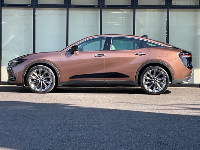 クラウンクロスオーバー Ｇアドバンスド・レザーパッケージ　ワンオーナー・純正ナビ・フルセグＴＶ・パノラミックビューモニター・セーフティセンス・ブラインドスポットモニター・純正ドライブレコーダー・ＥＴＣ２．０・前席シートヒーター・シートベンチレーション（12枚目）