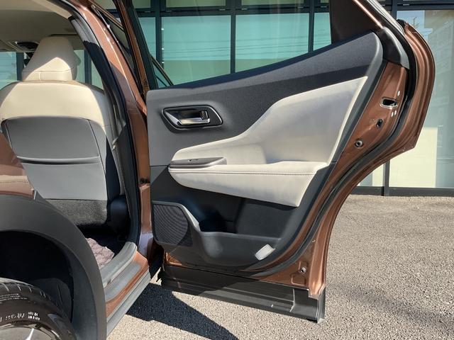 クラウンクロスオーバー Ｇアドバンスド・レザーパッケージ　ワンオーナー・純正ナビ・フルセグＴＶ・パノラミックビューモニター・セーフティセンス・ブラインドスポットモニター・純正ドライブレコーダー・ＥＴＣ２．０・前席シートヒーター・シートベンチレーション（26枚目）