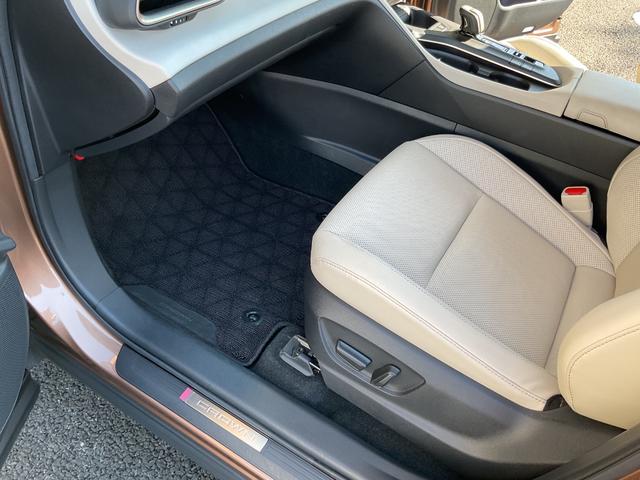 クラウンクロスオーバー Ｇアドバンスド・レザーパッケージ　ワンオーナー・純正ナビ・フルセグＴＶ・パノラミックビューモニター・セーフティセンス・ブラインドスポットモニター・純正ドライブレコーダー・ＥＴＣ２．０・前席シートヒーター・シートベンチレーション（30枚目）