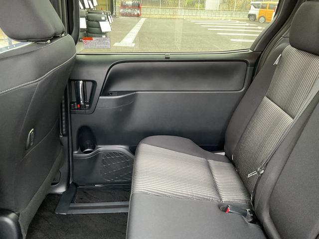 ヴォクシー ＺＳ　煌ＩＩ　ワンオーナー・純正ナビ・フルセグＴＶ・バックカメラ・純正フリップダウンモニター・両側パワースライドドア・セーフティセンス・ＥＴＣ・クルーズコントロール・スマートキープッシュスタート・８人乗り（27枚目）