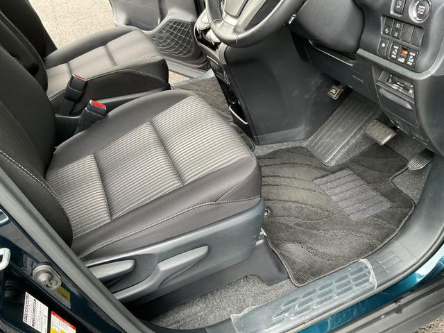 ヴォクシー ＺＳ　煌ＩＩ　ワンオーナー・純正ナビ・フルセグＴＶ・バックカメラ・純正フリップダウンモニター・両側パワースライドドア・セーフティセンス・ＥＴＣ・クルーズコントロール・スマートキープッシュスタート・８人乗り（30枚目）