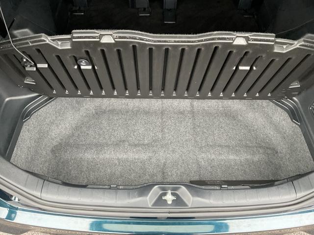 ヴォクシー ＺＳ　煌ＩＩ　ワンオーナー・純正ナビ・フルセグＴＶ・バックカメラ・純正フリップダウンモニター・両側パワースライドドア・セーフティセンス・ＥＴＣ・クルーズコントロール・スマートキープッシュスタート・８人乗り（46枚目）