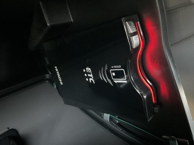 エブリイ ジョインターボ　ブレーキサポート・レーンアシスト・ＥＴＣ・オートライト・ドライブレコーダー・純正デッキ・キーレスキー・社外ベッドキット・キャリア（4枚目）