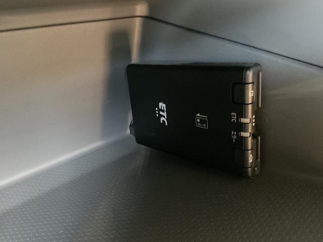 ＮＶ２００バネットバン ＧＸ　ワンオーナー・純正ナビ・フルセグＴＶ・エマージェンシーブレーキ・レーンアシスト・ＥＴＣ・オートライト・フォグランプ・スマートキー（9枚目）