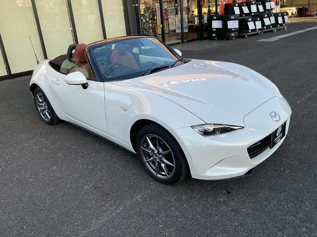 ロードスター ブラウン・トップ　純正ナビ・フルセグＴＶ・ＣＤ・ＤＶＤ・ＥＴＣ・クルーズコントロール・衝突軽減ブレーキ・レーンキープアシスト・シートヒーター・革調シート・クリアランスソナー・ＨＫＳマフラー・純正アルミ・オートハイビーム（17枚目）