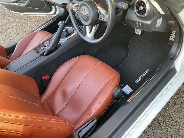 ロードスター ブラウン・トップ　純正ナビ・フルセグＴＶ・ＣＤ・ＤＶＤ・ＥＴＣ・クルーズコントロール・衝突軽減ブレーキ・レーンキープアシスト・シートヒーター・革調シート・クリアランスソナー・ＨＫＳマフラー・純正アルミ・オートハイビーム（33枚目）