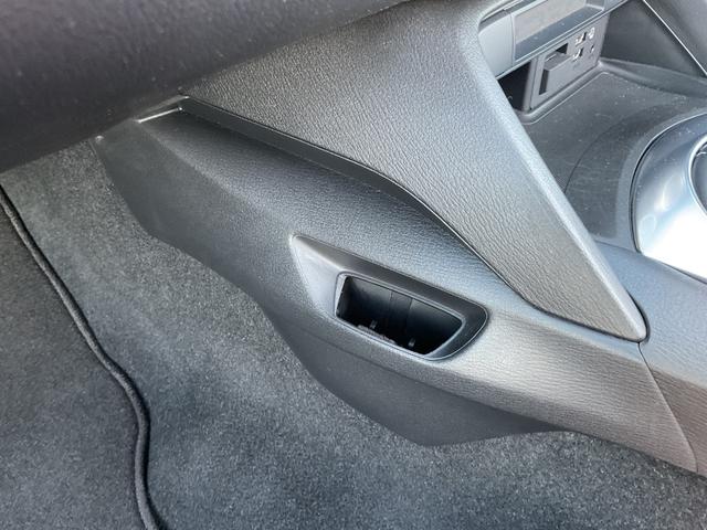 ロードスター ブラウン・トップ　純正ナビ・フルセグＴＶ・ＣＤ・ＤＶＤ・ＥＴＣ・クルーズコントロール・衝突軽減ブレーキ・レーンキープアシスト・シートヒーター・革調シート・クリアランスソナー・ＨＫＳマフラー・純正アルミ・オートハイビーム（52枚目）