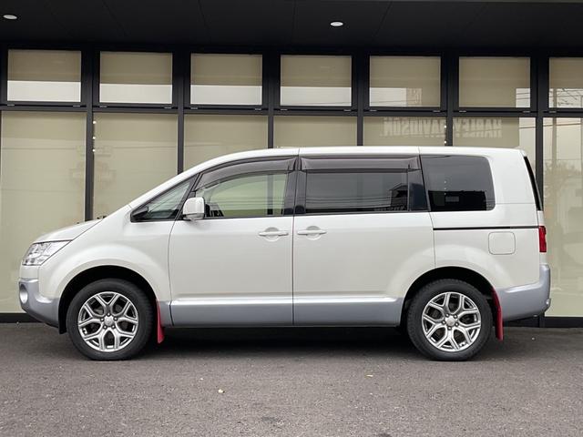 デリカD:5 D パワーパッケージ ワンオーナー・アルパインナビフルセグTV・バックカメラ・ETC・両側パワースライドドア・クルーズコントロール・アルパインフリップダウンモニター・パドルシフト・前席シートヒーター・HIDヘッドライト(13枚目)