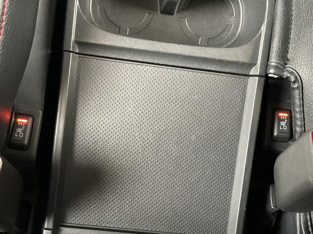 デリカD:5 D パワーパッケージ ワンオーナー・アルパインナビフルセグTV・バックカメラ・ETC・両側パワースライドドア・クルーズコントロール・アルパインフリップダウンモニター・パドルシフト・前席シートヒーター・HIDヘッドライト(50枚目)