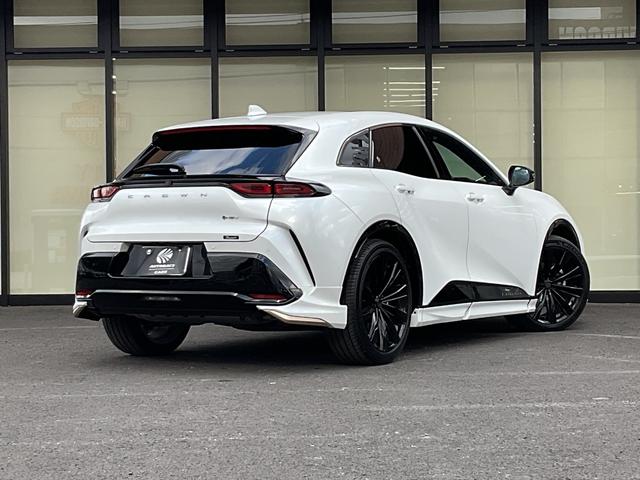 クラウンスポーツ Z ワンオーナー・純正ナビ・フルセグTV・パノラミックビューモニター・パノラマルーフ・モデリスタエアロ・セーフティセンス・ヘッドアップディスプレイ・ブラインドスポットモニター・純正ドライブレコーダー(2枚目)