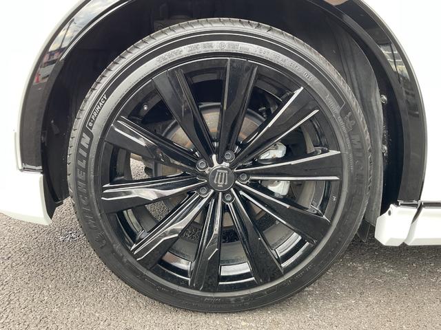 クラウンスポーツ Z ワンオーナー・純正ナビ・フルセグTV・パノラミックビューモニター・パノラマルーフ・モデリスタエアロ・セーフティセンス・ヘッドアップディスプレイ・ブラインドスポットモニター・純正ドライブレコーダー(28枚目)