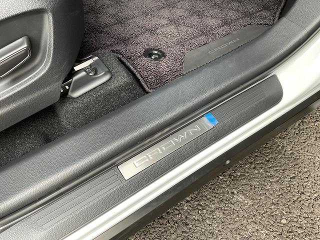 クラウンスポーツ Z ワンオーナー・純正ナビ・フルセグTV・パノラミックビューモニター・パノラマルーフ・モデリスタエアロ・セーフティセンス・ヘッドアップディスプレイ・ブラインドスポットモニター・純正ドライブレコーダー(43枚目)