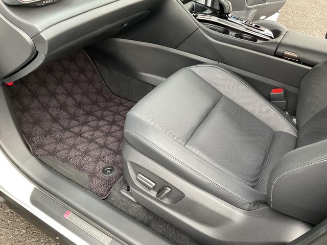 クラウンスポーツ Z ワンオーナー・純正ナビ・フルセグTV・パノラミックビューモニター・パノラマルーフ・モデリスタエアロ・セーフティセンス・ヘッドアップディスプレイ・ブラインドスポットモニター・純正ドライブレコーダー(45枚目)