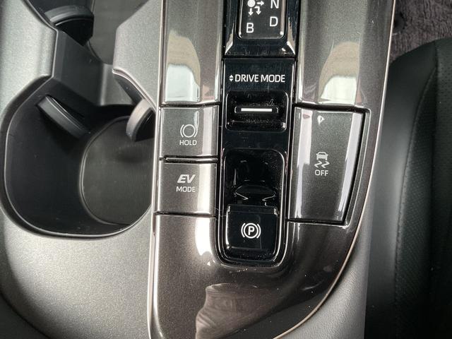 クラウンスポーツ Z ワンオーナー・純正ナビ・フルセグTV・パノラミックビューモニター・パノラマルーフ・モデリスタエアロ・セーフティセンス・ヘッドアップディスプレイ・ブラインドスポットモニター・純正ドライブレコーダー(68枚目)