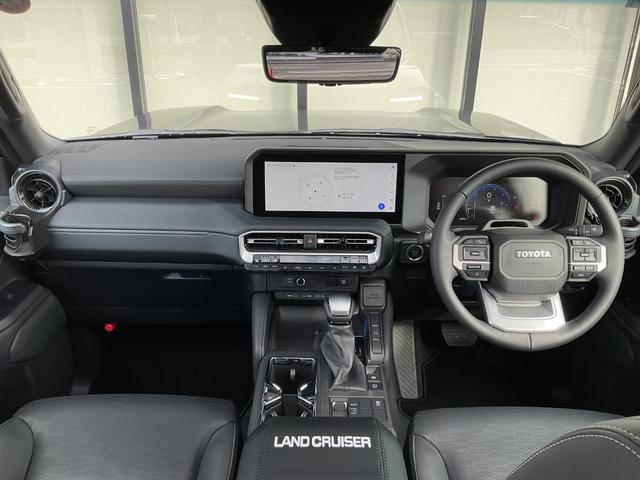 ランドクルーザー250 VX モデリスタエアロ・JAOSオーバーフェンダー・純正ディスプレイオーディオ・TV・パノラミックビューモニター・パワーバックドア・ETC2.0・セーフティセンス・サンルーフ・デジタルインナーミラー(3枚目)
