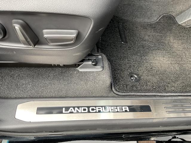 ランドクルーザー250 VX モデリスタエアロ・JAOSオーバーフェンダー・純正ディスプレイオーディオ・TV・パノラミックビューモニター・パワーバックドア・ETC2.0・セーフティセンス・サンルーフ・デジタルインナーミラー(40枚目)