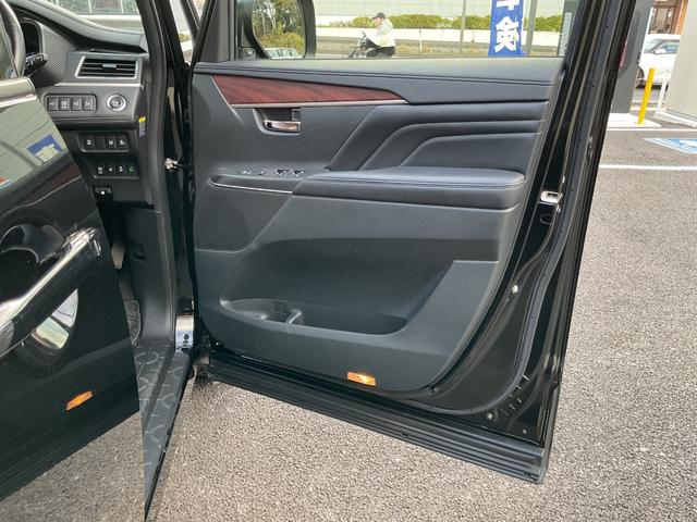 デリカD:5 G パワーパッケージ ワンオーナー・アルパインナビフルセグTV・全方位カメラ・レーダークルーズコントロール・両側パワースライドドア・パワーバックドア・ステアリングヒーター・前席シートヒーター・運転席パワーシート(28枚目)