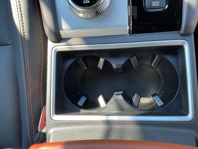 アウトランダーPHEV P ワンオーナー・純正ナビ・TV・マルチアラウンドモニター・ステアリングヒーター・ハーフレザーシート・シートヒーター・BOSEサウンド・レーダークルーズ・ETC2.0・ブラインドスポット・パワーバックドア(45枚目)