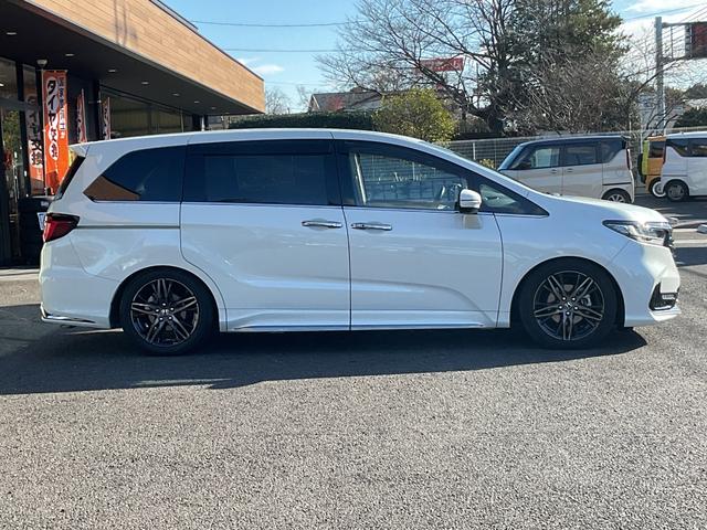 オデッセイハイブリッド e:HEVアブソルート・EX HKS車高調・純正フリップダウンモニター・純正ナビTV・マルチビューカメラ・ブラインドスポット・パワーバックドア・ETC2.0・両側パワースライドドア・ホンダセンシング・スマートパーキングアシスト(7枚目)