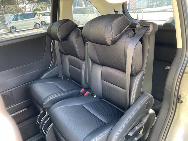 オデッセイハイブリッド e:HEVアブソルート・EX HKS車高調・純正フリップダウンモニター・純正ナビTV・マルチビューカメラ・ブラインドスポット・パワーバックドア・ETC2.0・両側パワースライドドア・ホンダセンシング・スマートパーキングアシスト(19枚目)