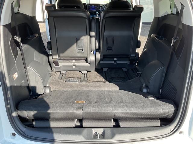 オデッセイハイブリッド e:HEVアブソルート・EX HKS車高調・純正フリップダウンモニター・純正ナビTV・マルチビューカメラ・ブラインドスポット・パワーバックドア・ETC2.0・両側パワースライドドア・ホンダセンシング・スマートパーキングアシスト(24枚目)