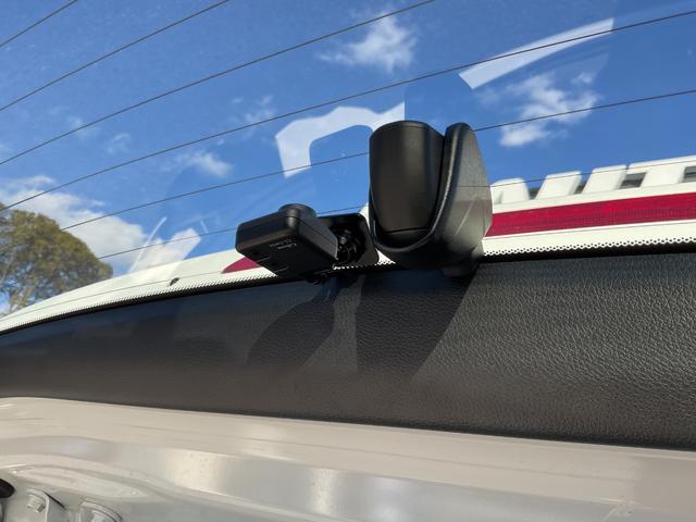 オデッセイハイブリッド e:HEVアブソルート・EX HKS車高調・純正フリップダウンモニター・純正ナビTV・マルチビューカメラ・ブラインドスポット・パワーバックドア・ETC2.0・両側パワースライドドア・ホンダセンシング・スマートパーキングアシスト(45枚目)