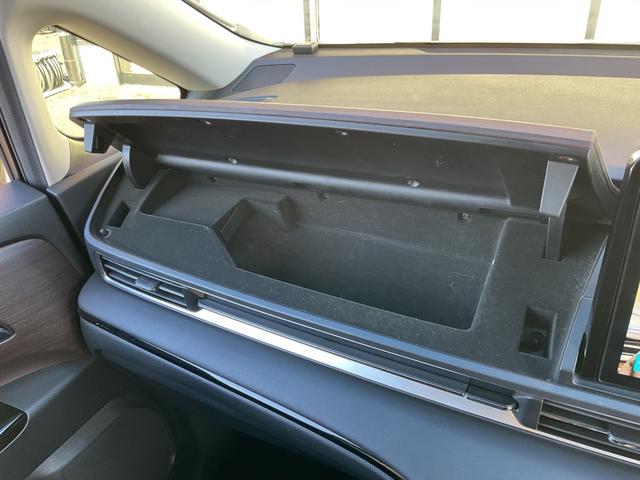 オデッセイハイブリッド e:HEVアブソルート・EX HKS車高調・純正フリップダウンモニター・純正ナビTV・マルチビューカメラ・ブラインドスポット・パワーバックドア・ETC2.0・両側パワースライドドア・ホンダセンシング・スマートパーキングアシスト(47枚目)