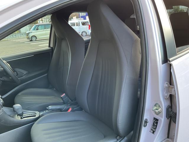 ヤリス Ｘ　純正ディスプレイオーディオ・プリクラッシュセーフティ・レーンアシスト・前後ドライブレコーダー・オートライト・オートハイビーム・クリアランスソナー・キーレスキー（18枚目）