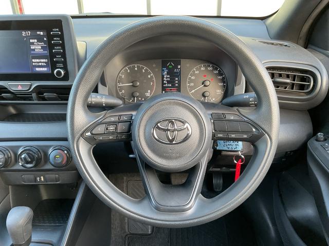 ヤリス Ｘ　純正ディスプレイオーディオ・プリクラッシュセーフティ・レーンアシスト・前後ドライブレコーダー・オートライト・オートハイビーム・クリアランスソナー・キーレスキー（25枚目）