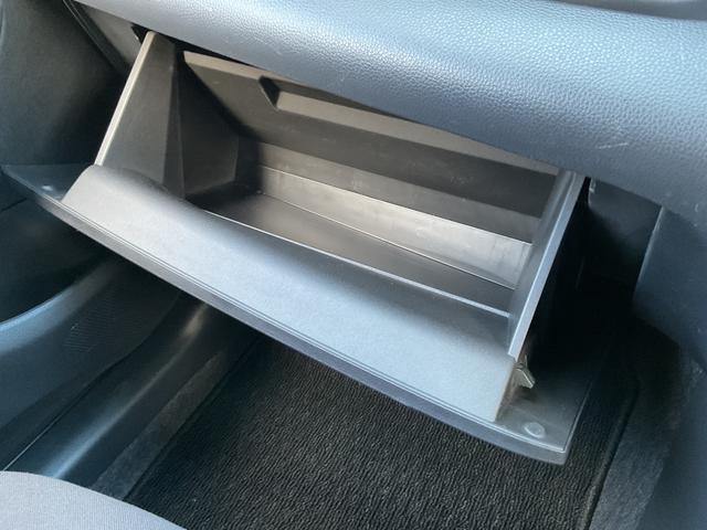 ヤリス Ｘ　純正ディスプレイオーディオ・プリクラッシュセーフティ・レーンアシスト・前後ドライブレコーダー・オートライト・オートハイビーム・クリアランスソナー・キーレスキー（42枚目）