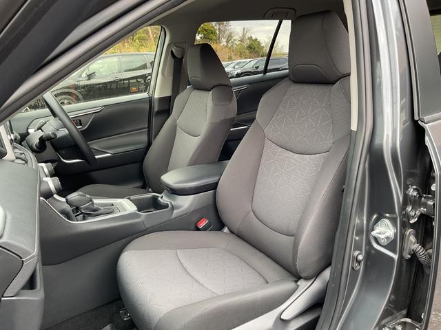 ＲＡＶ４ Ｘ　ワンオーナー・純正ディスプレイオーディオ・ナビ・フルセグＴＶ・バックカメラ・セーフティセンス・レーダークルーズコントロール・前後ドライブレコーダー・ＥＴＣ２．０（17枚目）